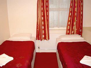 Rex Hotel 2*