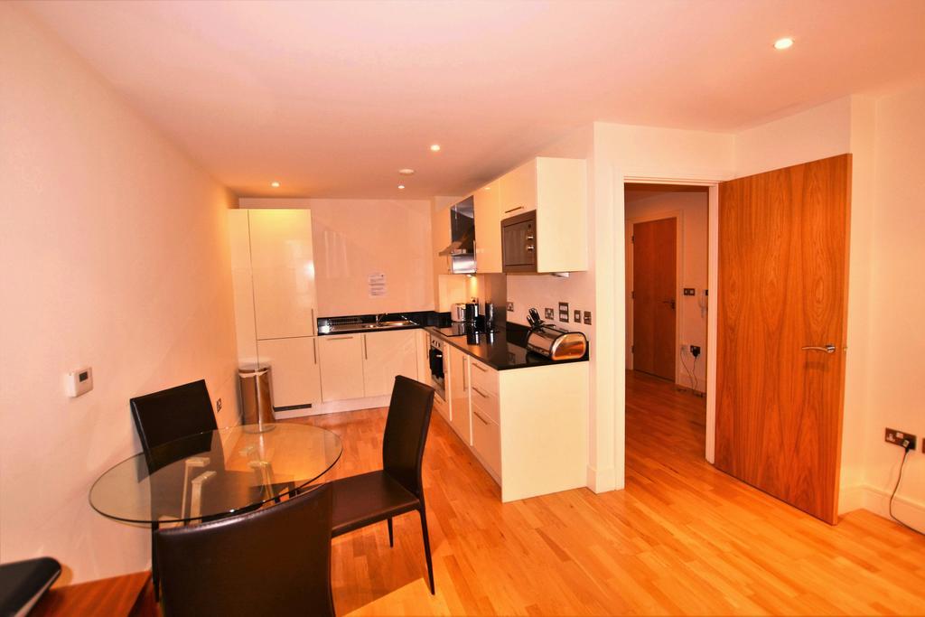 Aparthotel Zen - Excel & O2 Arena
