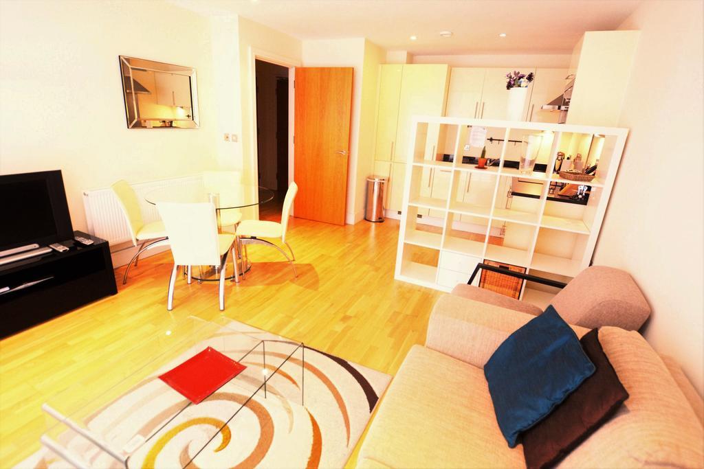 Aparthotel Zen - Excel & O2 Arena