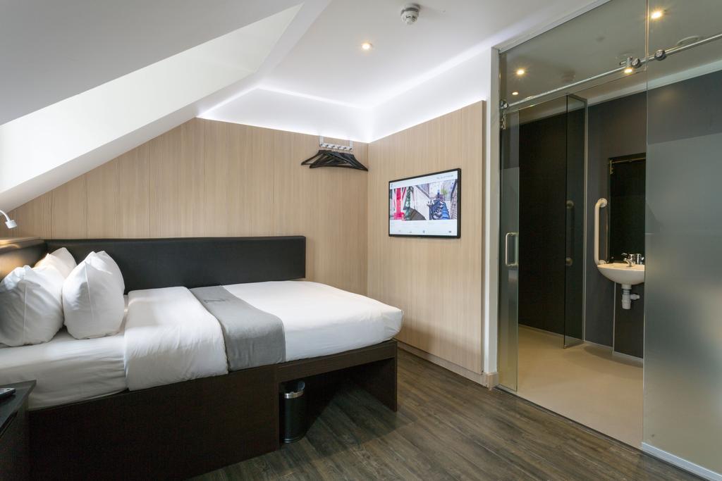 The Z Victoria 3* London