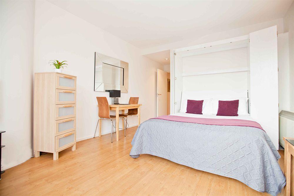 Apartment Point West London