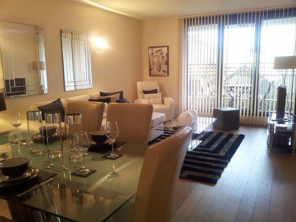 Point West Apartment