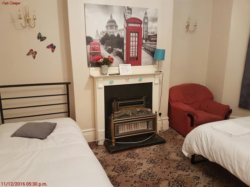 137 Upton Lane Hotel
