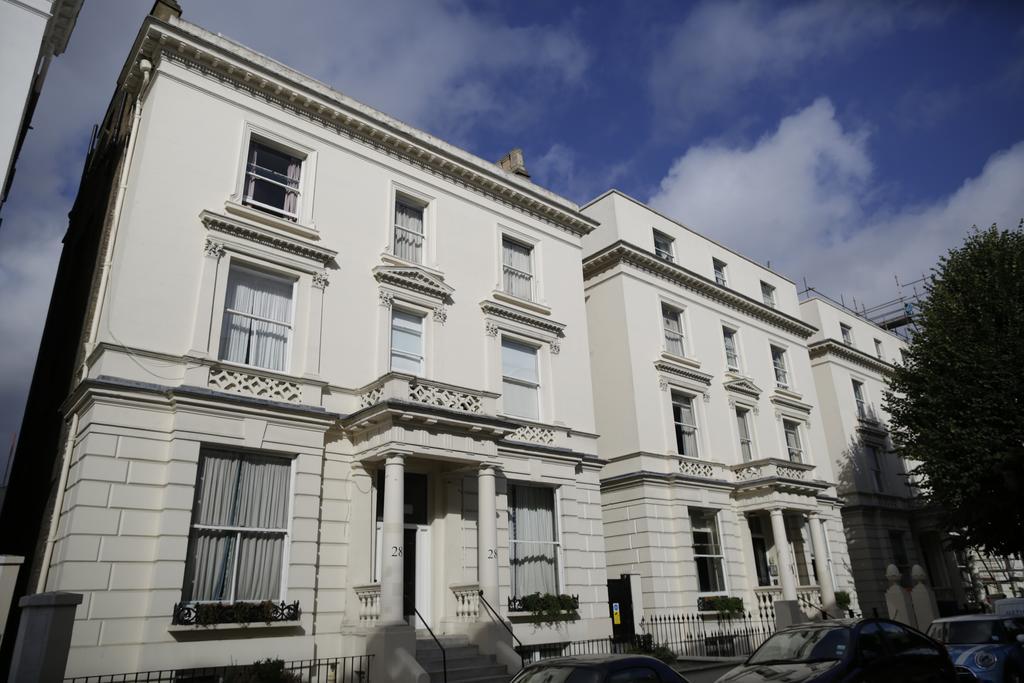 Apartment Pembridge Hall *