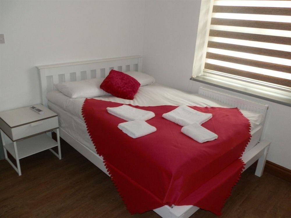 Green Suites Bed & Breakfast London