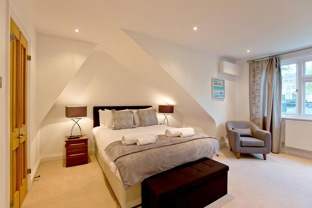 Porchester Terrace Apartment