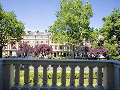 Aaraya Sussex Gardens 3*