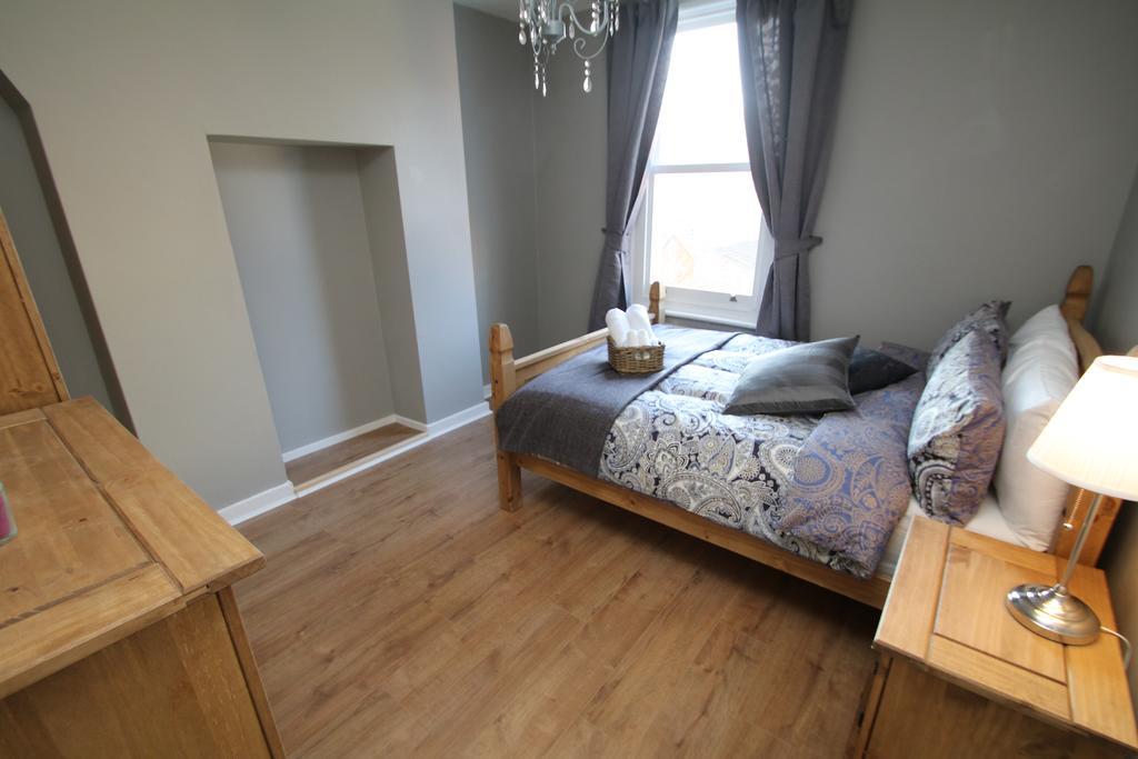 New And Cosy Sidney Square