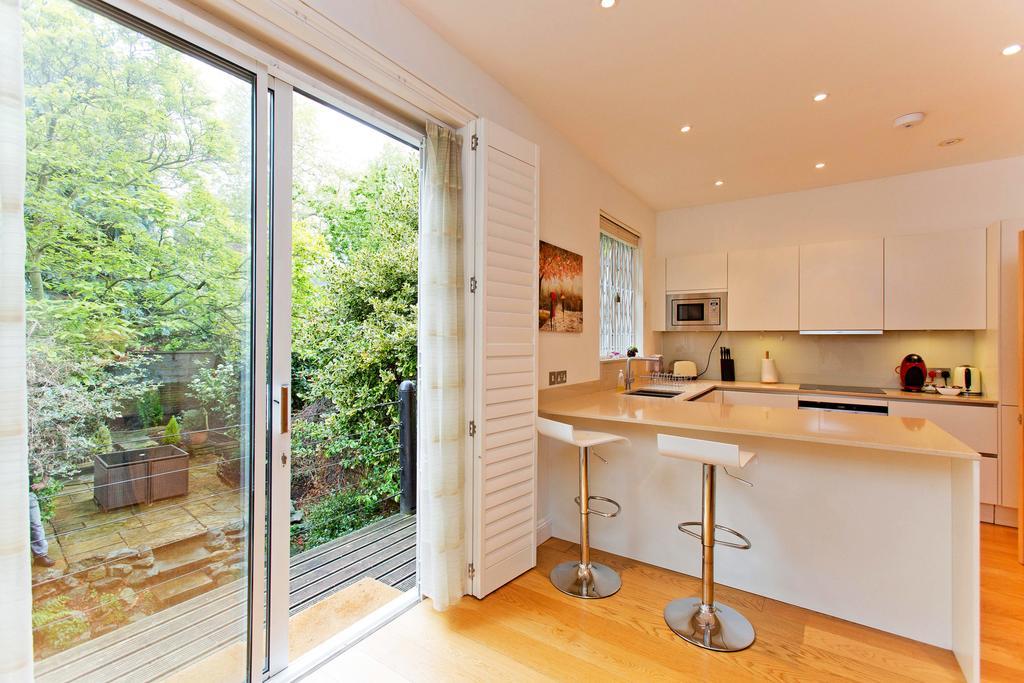 Porchester Terrace *