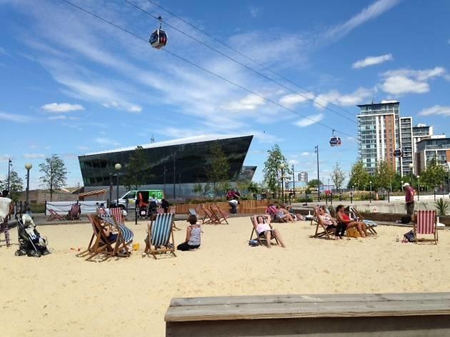 Excel Waterfront Apartments *