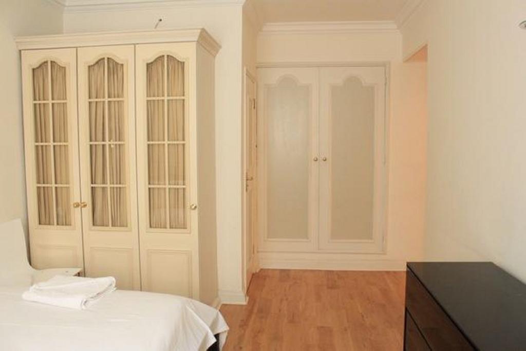 17 Brooks Mews Apartments London