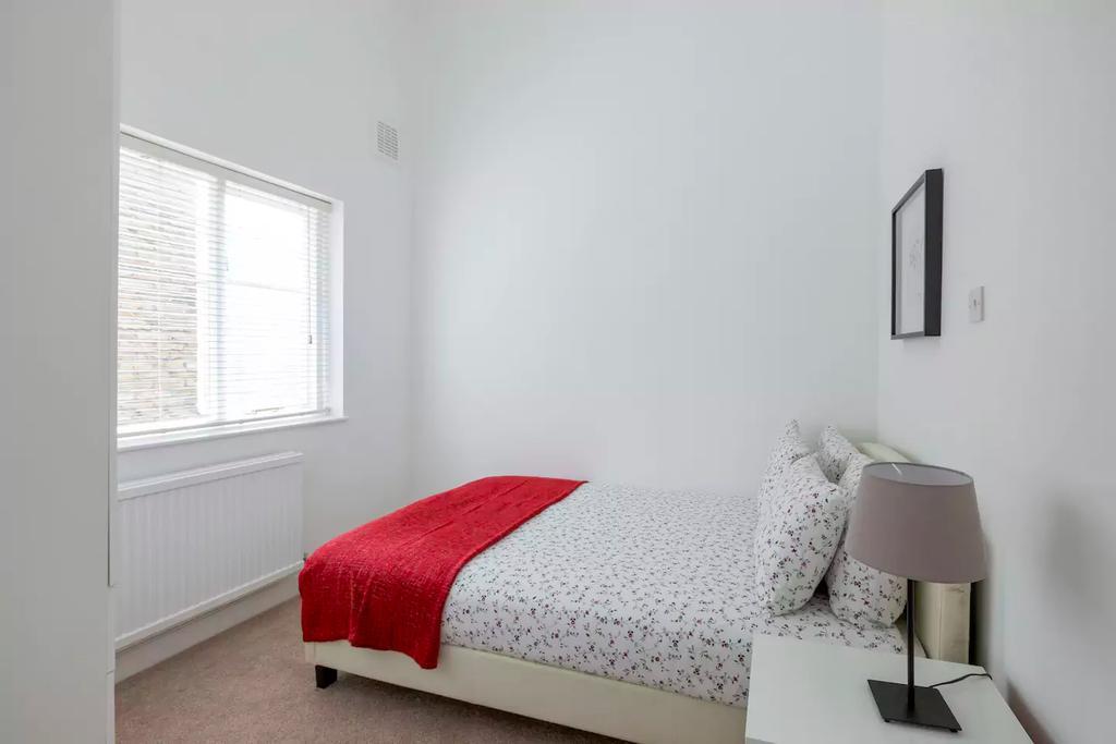 Lupus Street Apartment London