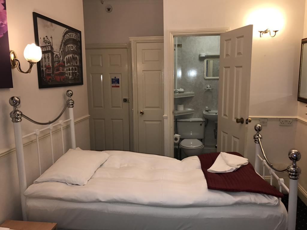 Springfield Hotel London
