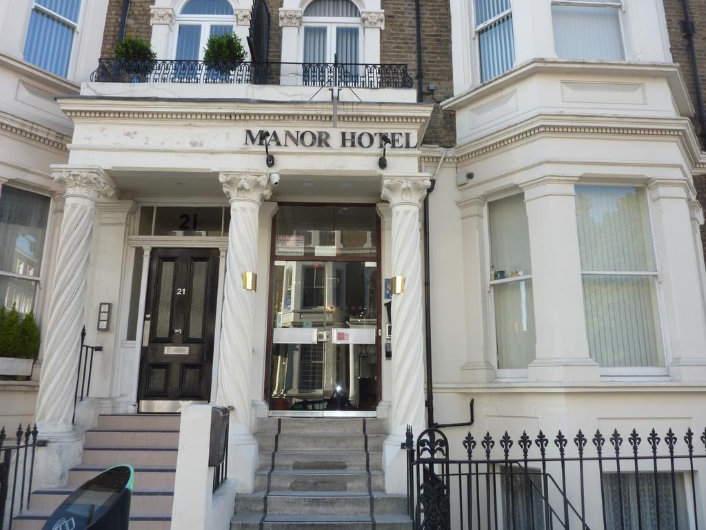 Hotel Manor