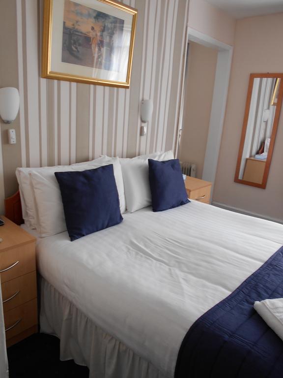 Parkwood Hotel London