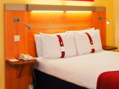 Express London-swiss Hotel 3*