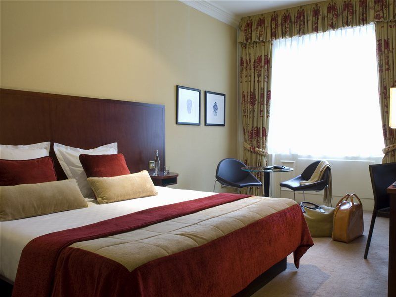 Radisson Blu Edwardian Vanderbilt Hotel, 4* London