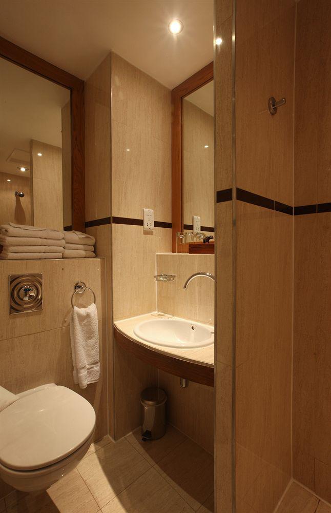 The Edwin Hotel 3*