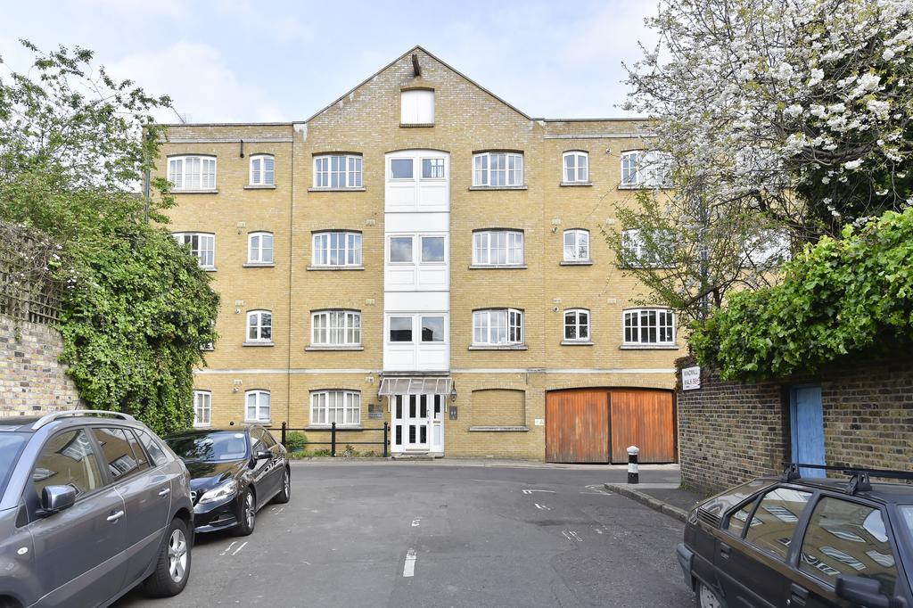 Beautiful Flat With Terrace *