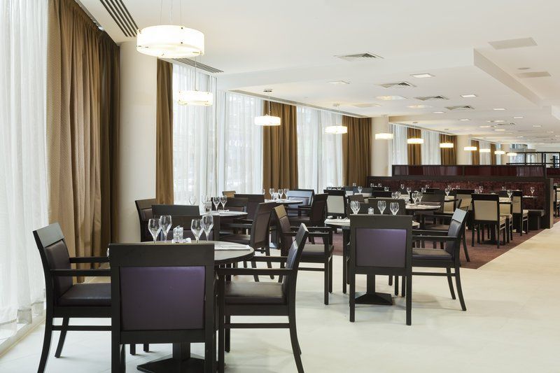 Commercial Road Hotel 4*