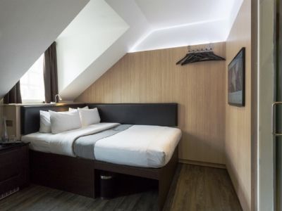 Hotel The Z Victoria London