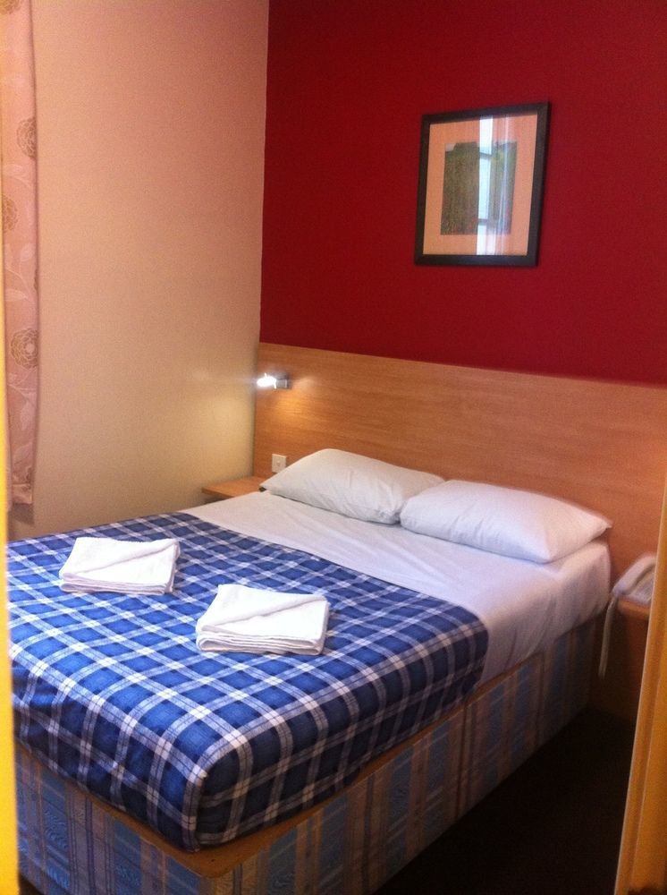 Colliers Guest house 2*