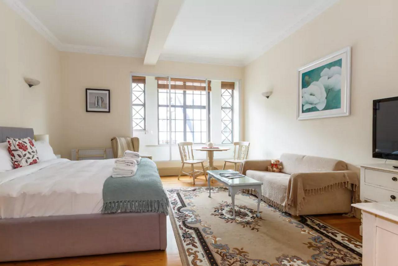 Trafalgar Square Apartment *