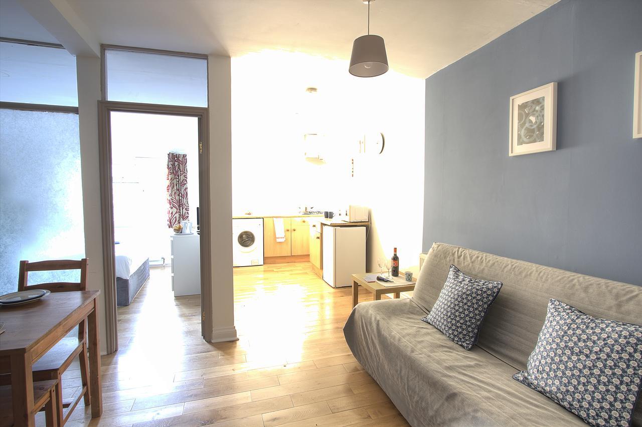 Apartment Kilburn Short *