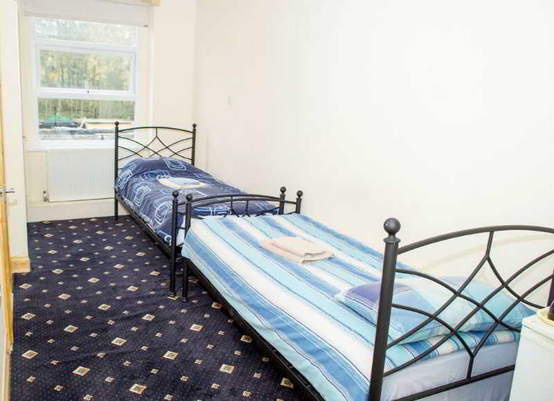 Beaconsfield Inn 2*