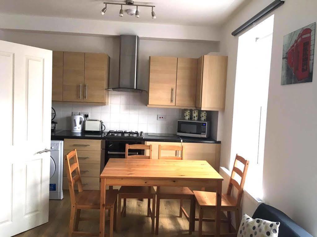 Edgware Road Apartment *