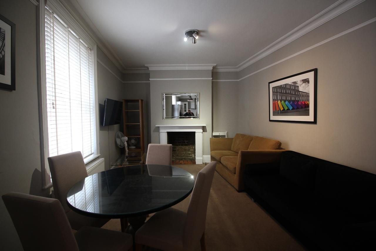 Flat 2 Broad Court * Londres
