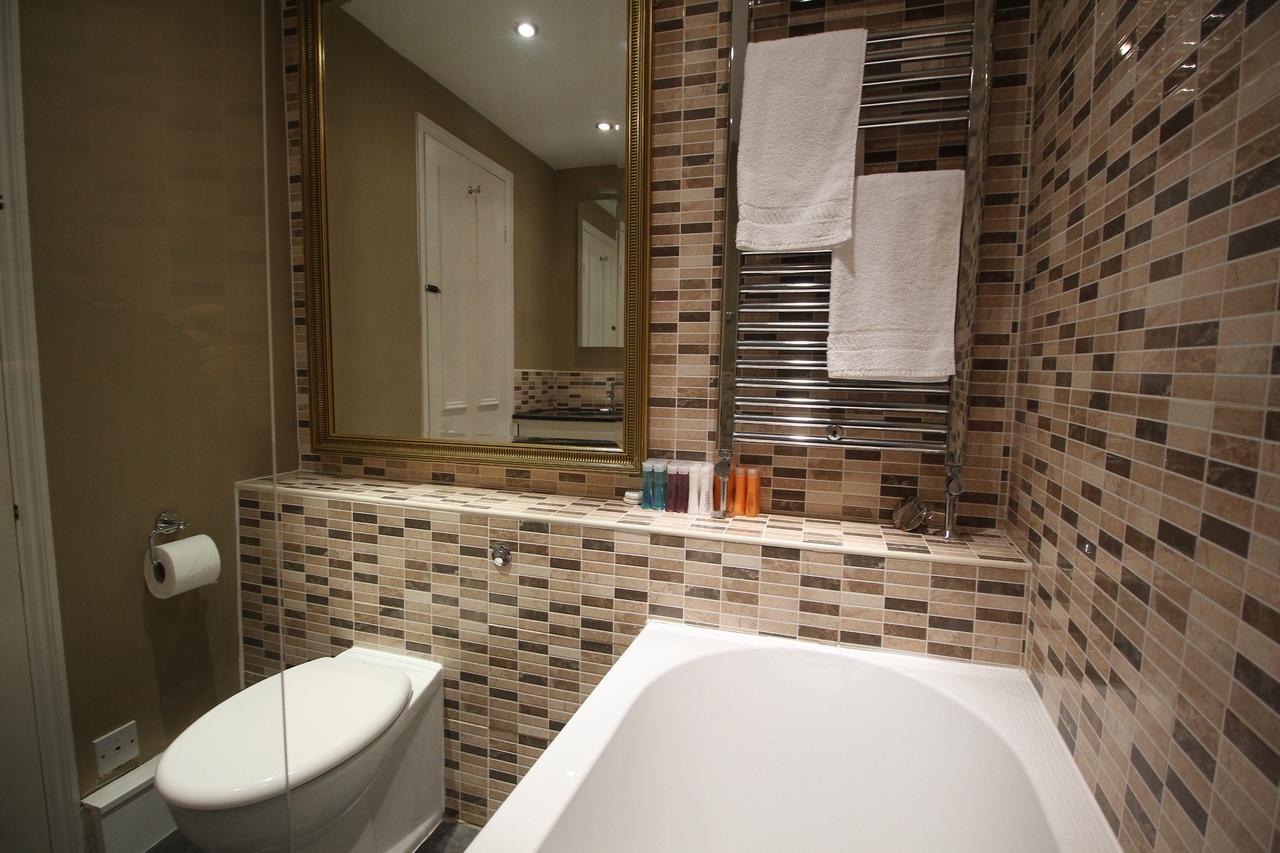 Flat 2 Broad Court Londres