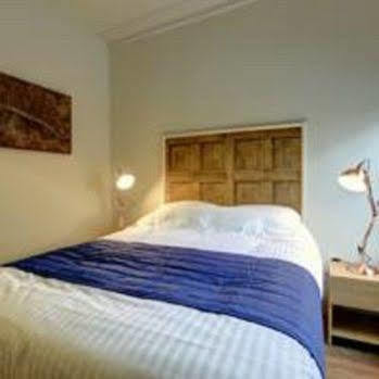 Publove @ The Exmouth Arms, Euston Hostel London