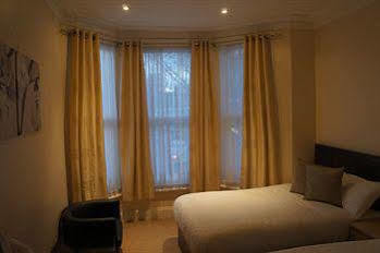 Rex Hotel 2*