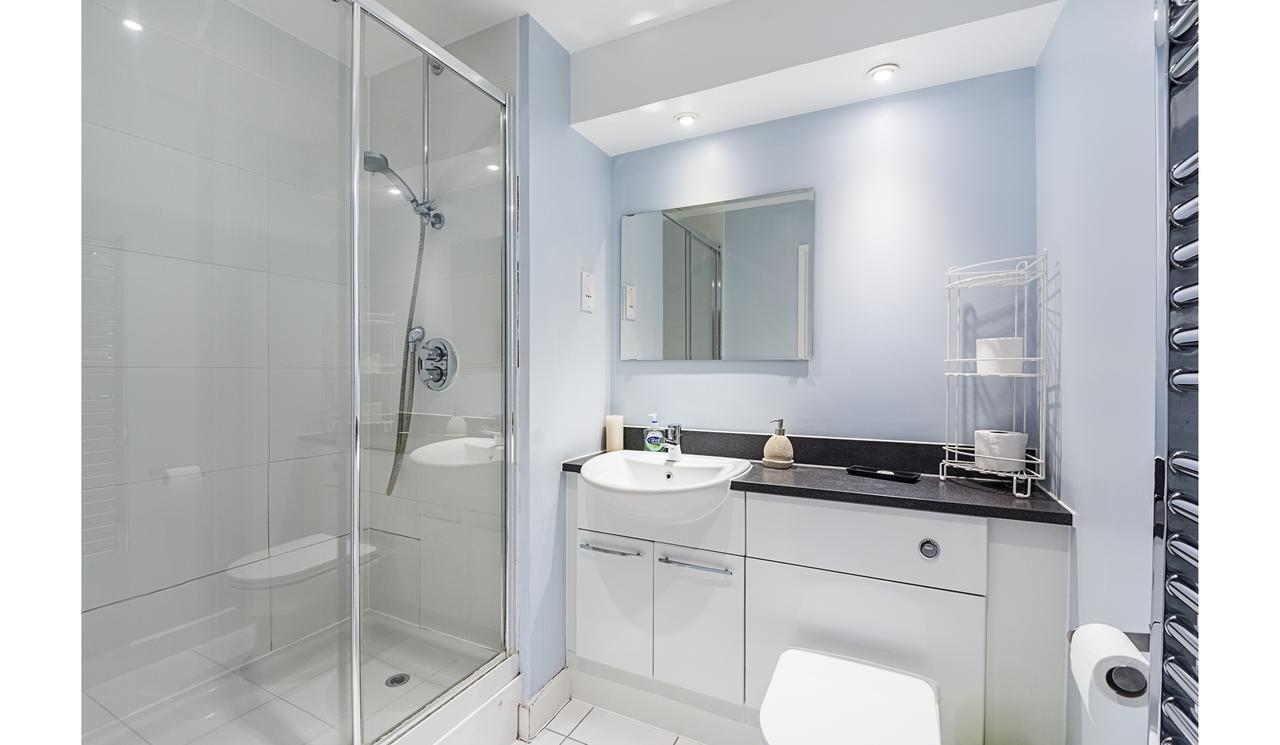 Western Gateway Apartment