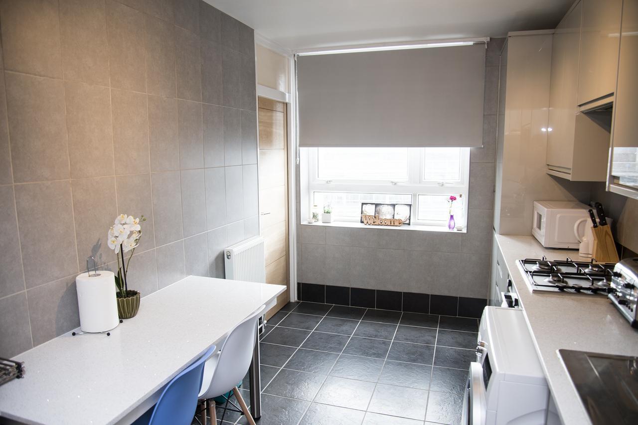Stanhope Apartment *