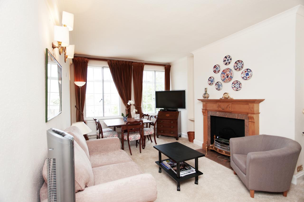 South Kensington Concierge Apartment
