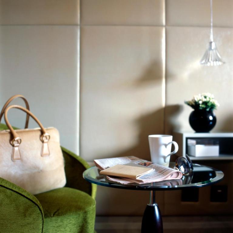 Hotel Radisson Blu Edwardian, Leicester Square 4*