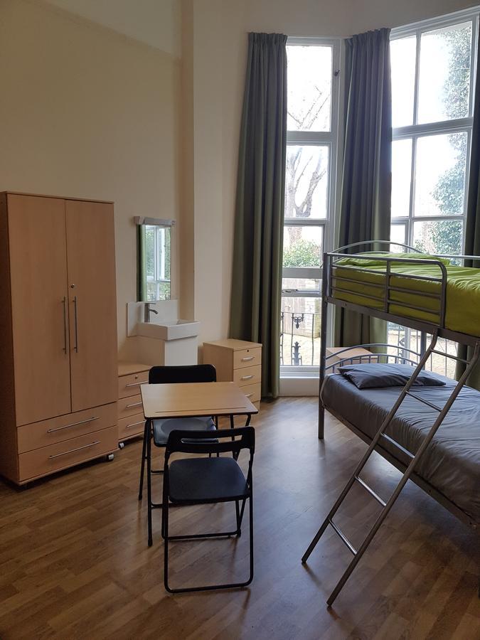 Hostel Belsize House London