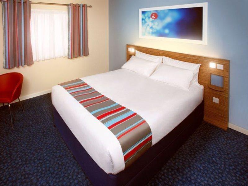 Hotel Travelodge Tower Bridge 3*