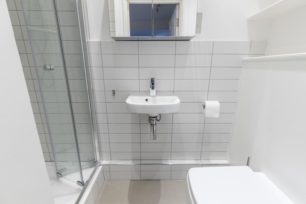 Spacious And Chic Flat In Angel London