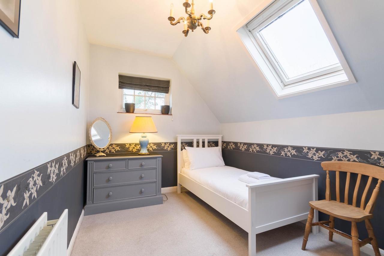 Apartment Unique Country Nr Nature Reserve Sleeps 4 London