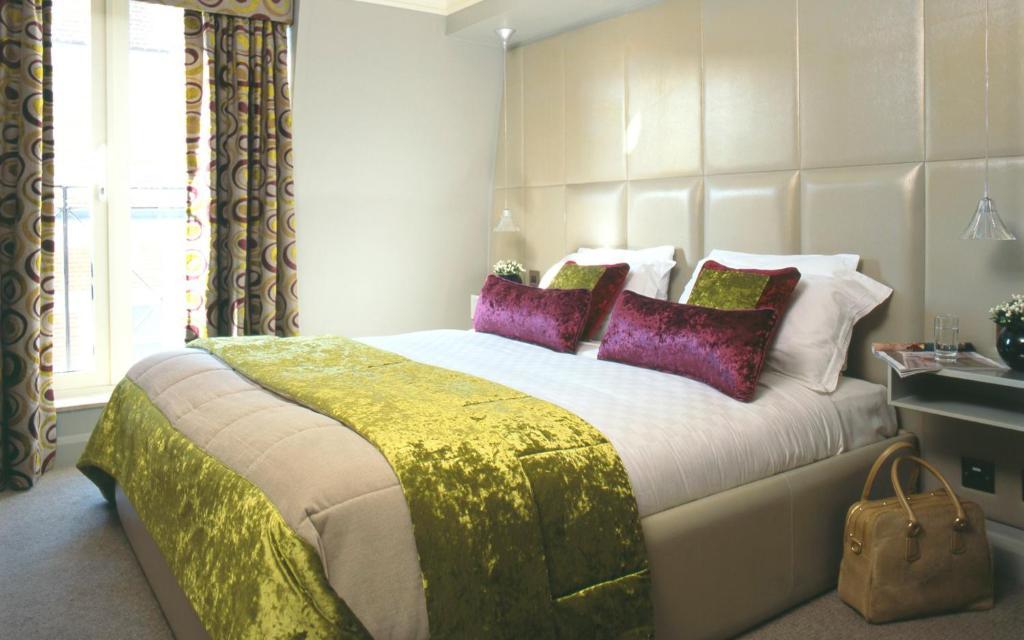 Hotel Radisson Blu Edwardian, Leicester Square 4*