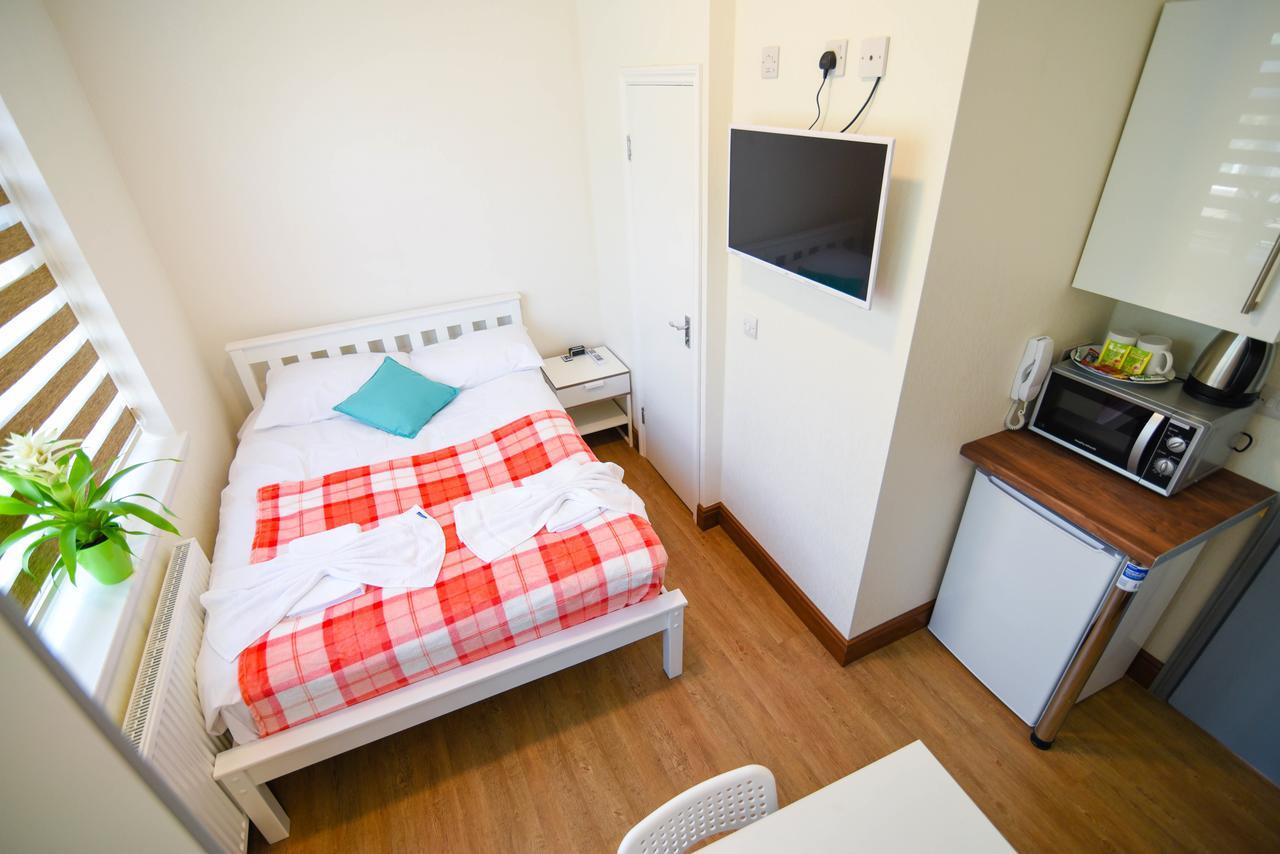 Bed & Breakfast Green Suites 4*