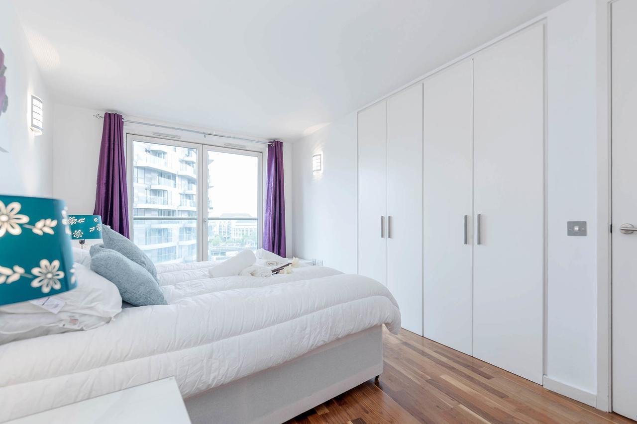 Excel For Business Travellers * London