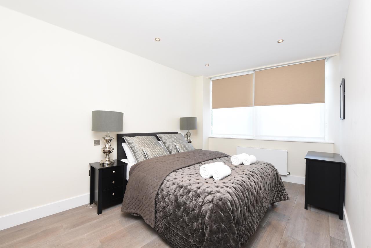 The Glasshouse Apartment