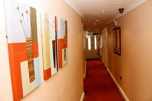Elysee Hyde Park Hotel