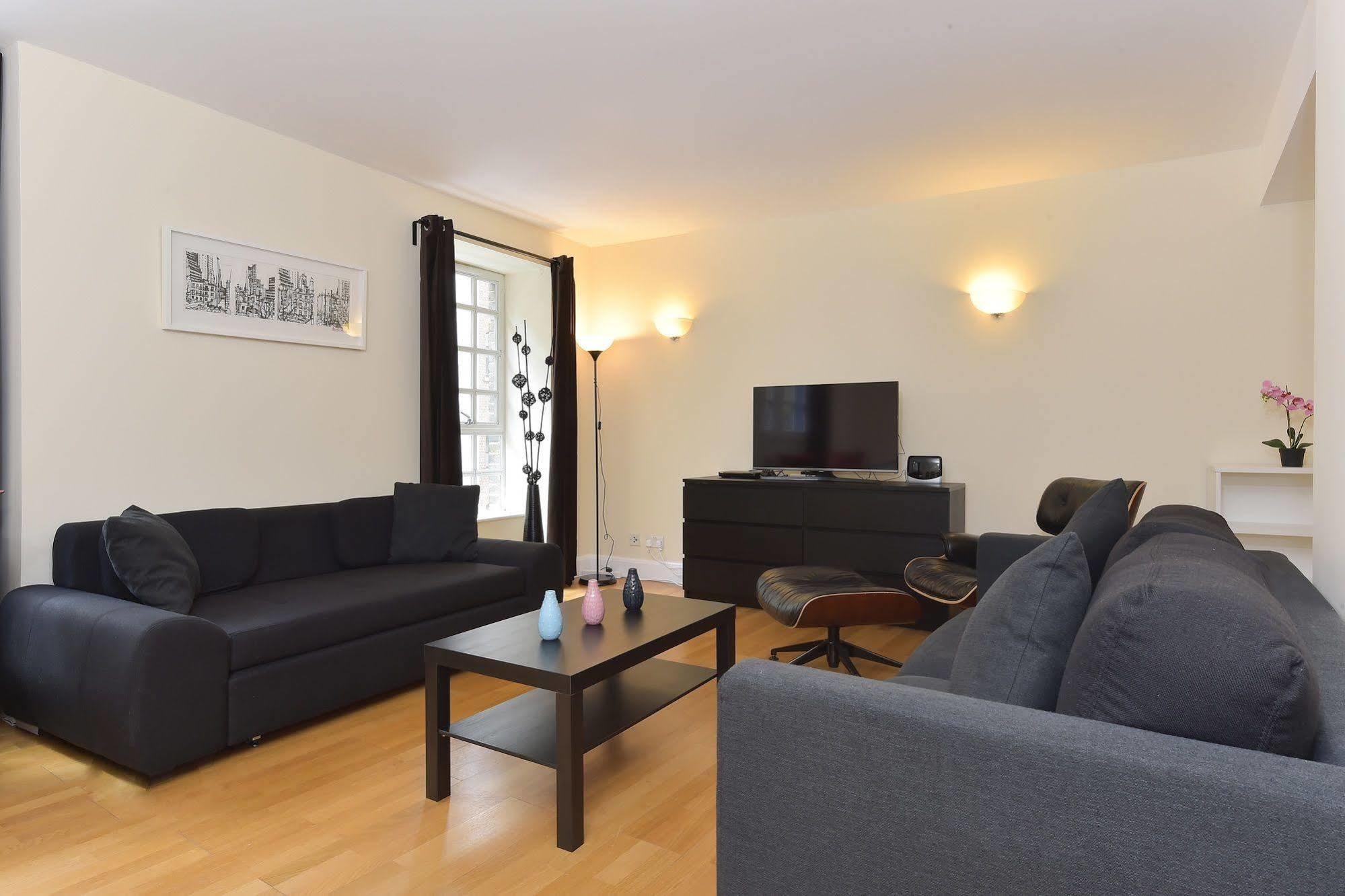 Apartamento Beautiful 4-bedroom Flat In Bridge/borough! *