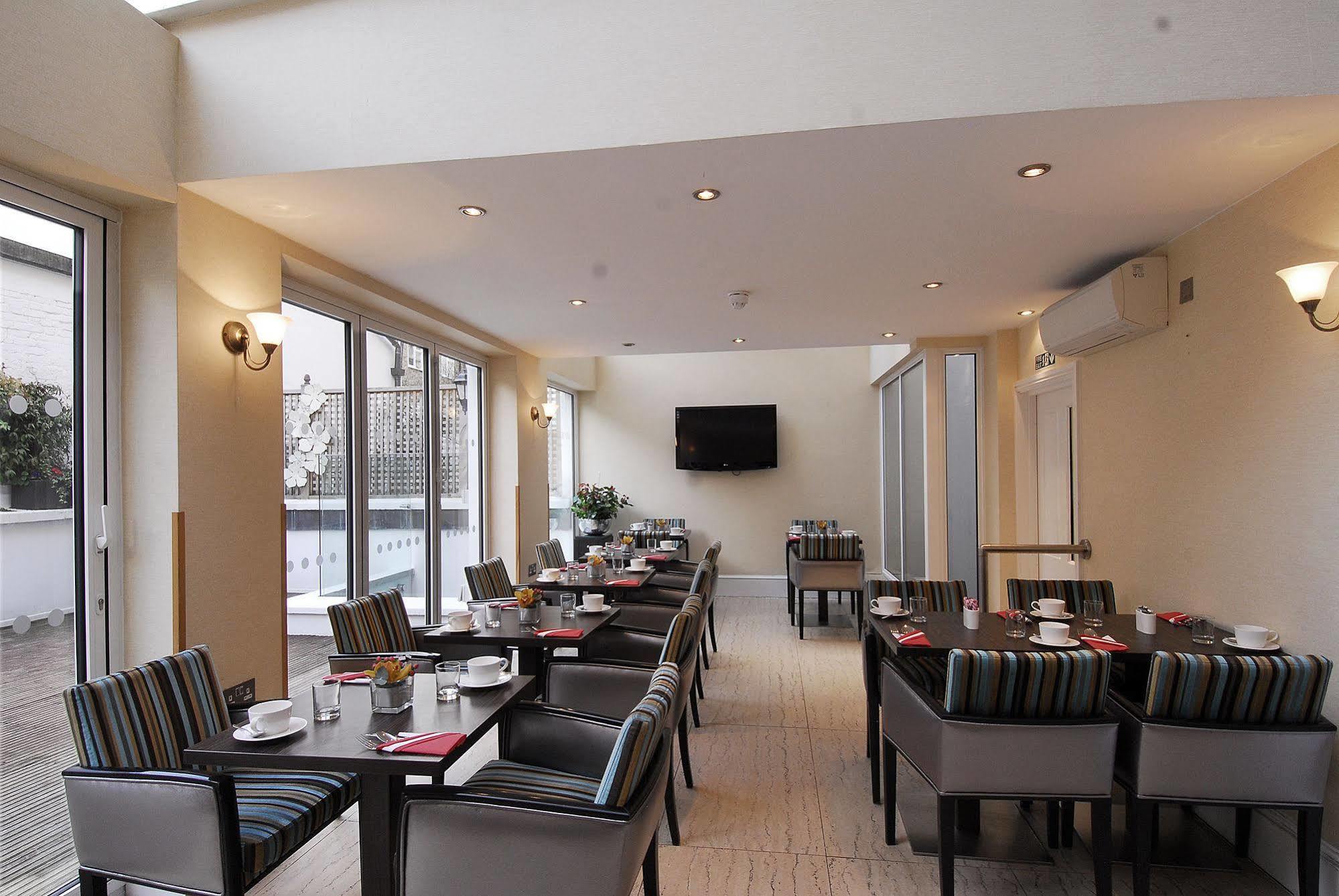 Bed & Breakfast Astors Belgravia London