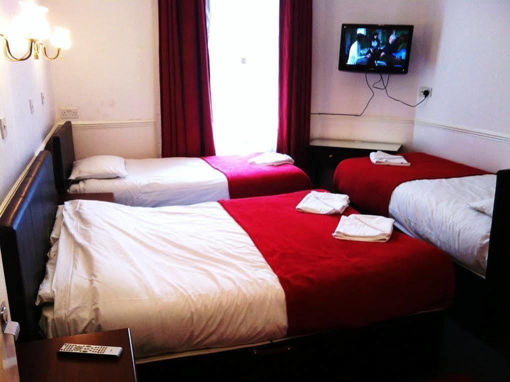 Springfield Hotel 2*